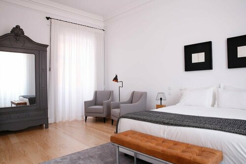 Sapientia Boutique Hotel, Забронировать Бутик-отель Коимбра Бейра-Алта, рядом с Edificio Chiado