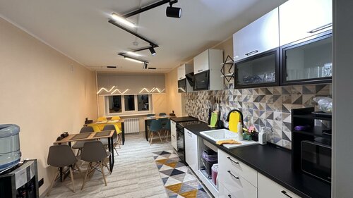 Atom 51 Hostel, Prenota Ostello Polyarnye Zori 