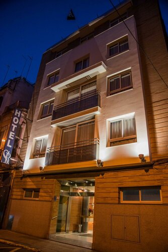 Hotel Serrano, Забронировать Отель Кордова Cordoba Province, рядом с Музей Хулио Ромеро де Торреса