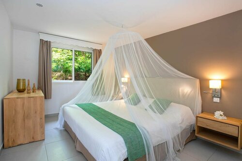 Hotel La Plantation, Boek Hotel Orient Bay Hotels met een Zwembad, Zwembad