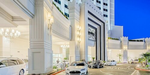 The Commerce Casino & Hotel, Забронировать Отель Отели Коммерс 4 звезды, рядом с Аутлет-цнтр Citadel, 4*
