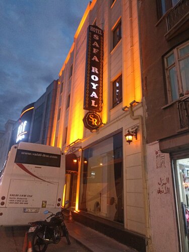 Safa Royal Museum Hotel, Prenota Hotel Karate Iconio