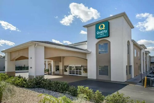 Quality Inn Zephyrhills - Dade City, Book Hotel Zephyrhills hoteller med morgenmad, Morgenmad