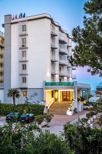 Hotel Sayonara, Забронировать Отель Лидо ди Езоло Riviera Ovest