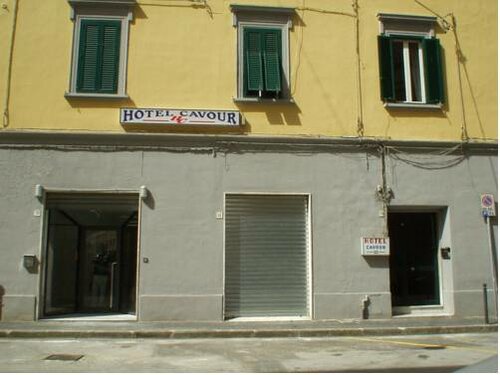 Albergo Cavour SELF CHECK-IN, Забронировать Отель Отели в центре Ливорно с завтраком, отели в центре Ливорно с завтраком
