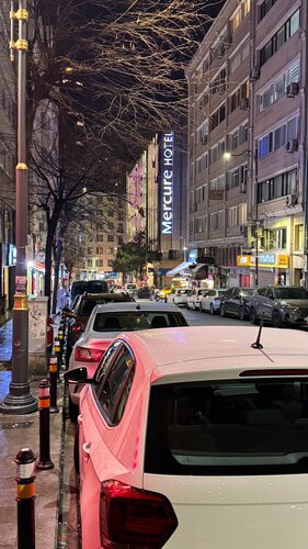 Mercure Istanbul Bomonti, Забронировать Отель Отели Стамбула с парковкой, рядом с Станция метро Sisli, Парковка