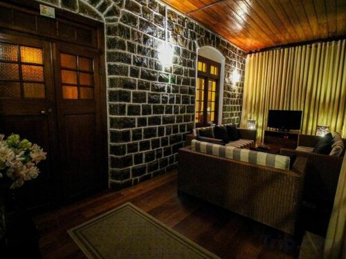 Brockenhurst Bungalow, Забронировать Вилла Отели Округа Галле с парковкой, Парковка