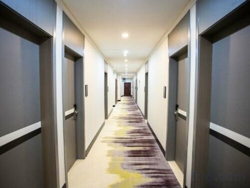 Huayi Hotel