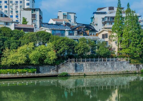 Riverside Inn Guilin Central, Забронировать Гостевой дом Сяншань Гуйлинь, рядом с Guilin Central Square