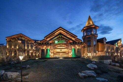 Holiday Inn Resort Zhangjiakou Chongli, an IHG Hotel, Забронировать Курортный отель Чунли Хэбэй