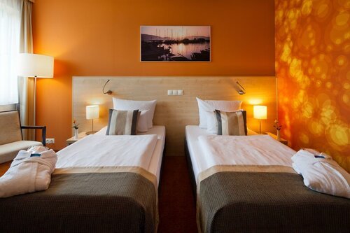 Aquapalace Hotel Prague, Prenota Hotel Čestlice Boemia centrale