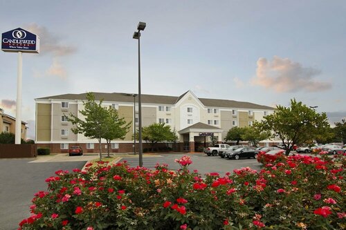 Candlewood Suites Rogers-Bentonville by IHG, Забронировать Отель Бентонвилл Northwest Arkansas