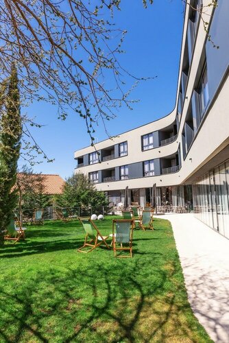 One Suite Hotel, Забронировать Отель Отели Конавле с парковкой, Парковка