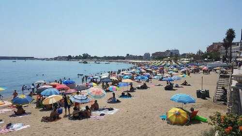 B&B Villa Valentina, Забронировать Отель «постель и завтрак» Отели Сан-Леоне 3 звезды, 3*