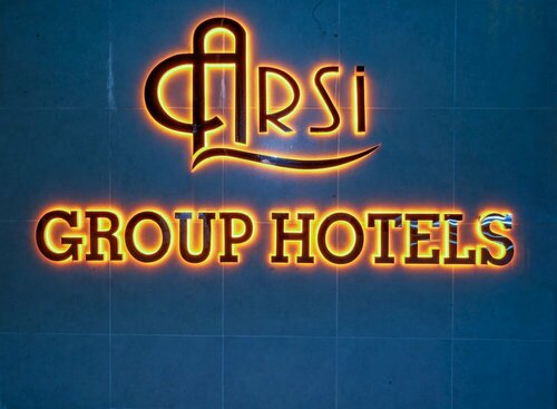 Отель Arsi, Забронировать Отель Отели Побережья Алании с парковкой, Парковка