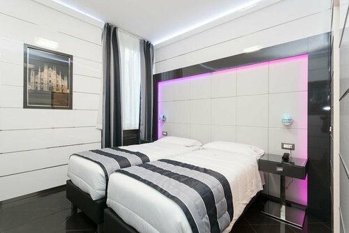 Hotel Fiorella Milano, Забронировать Отель Отели Милана с завтраком, рядом с Универмаг La Rinascente, Завтраки