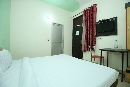 Spot On 38121 Sunshine Lodge, Забронировать Отель Чандигарх Chandigarh Region