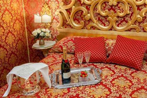La Veneziana Boutique Rooms, Забронировать Бутик-отель Бутик-отели Венеции, Бутик-отель