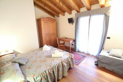 Agriturismo Al Credazzo, Забронировать Фермерский дом Фарра-ди-Солиго Венето