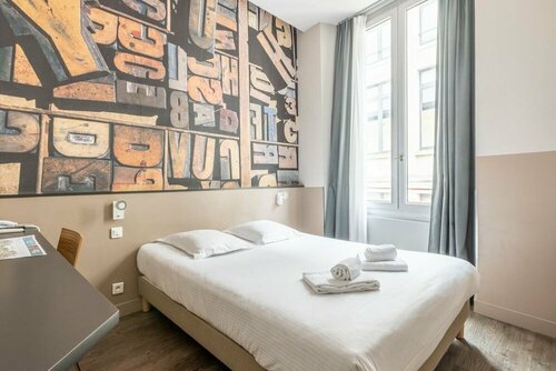 Urban Style Bordeaux Centre Hotel de la Presse, Забронировать Отель Отели Бордо 3 звезды, рядом с Площадь Квинконсес, 3*