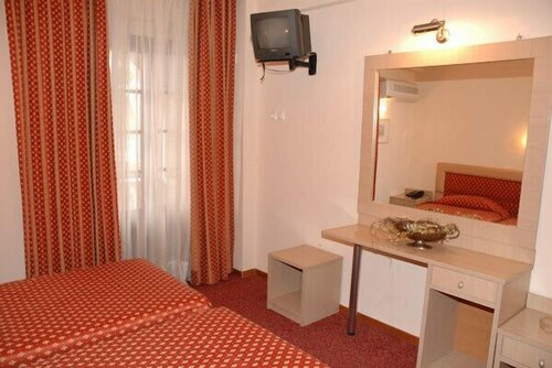 Veria Hotel, Забронировать Отель Отели Верия с парковкой, Парковка