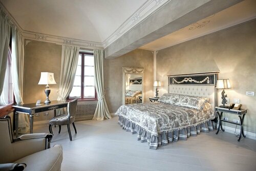 Relais Villa Prato, Boek Villa Piemonte Hotels met een Zwembad, Zwembad