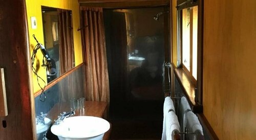 Stiltz Guest House, Забронировать Отель Отели Свакопмунд с парковкой, рядом с National Marine Aquarium, Парковка