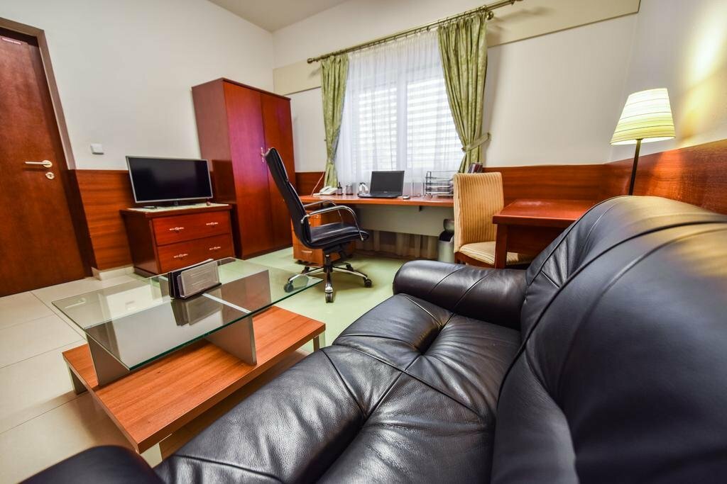 Raki Pension and Dorm