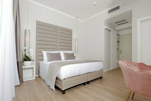 Hotel Alexander, Забронировать Отель Отели Червия 4 звезды, 4*