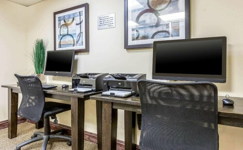 Ramada Suites by Wyndham San Diego Hotel Circle Area, Забронировать Отель Мишен-Вели Сан-Диего
