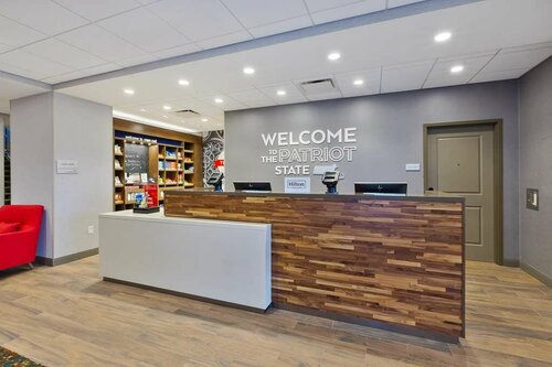 Hampton Inn Cape Cod Canal, Buchen Sie Hotel  