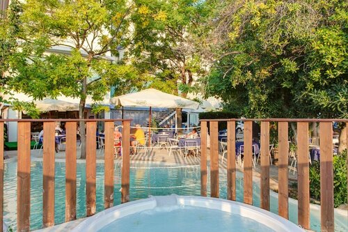 Hotel Eritrea, Забронировать Отель Отели Чезенатико 3 звезды, 3*