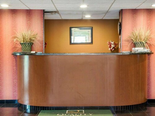 Quality Inn Broken Arrow, จอง โรงแรม Broken Arrow โอคลาโฮมา