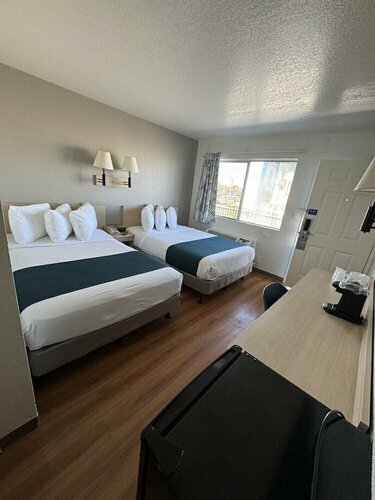 Motel 6 Stanton, CA - Anaheim West, Rezervovat Motel Stanton Disneyland California