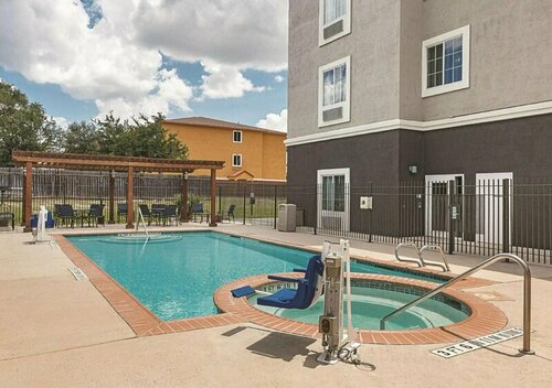 La Quinta by Wyndham San Antonio Northwest, Prenota Hotel Helotes Texas