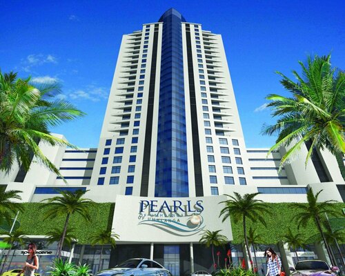 The Pearls of Umhlanga, or Oceans Apts, Забронировать Апартаменты/квартира Отели Durban North Coast с парковкой, Парковка