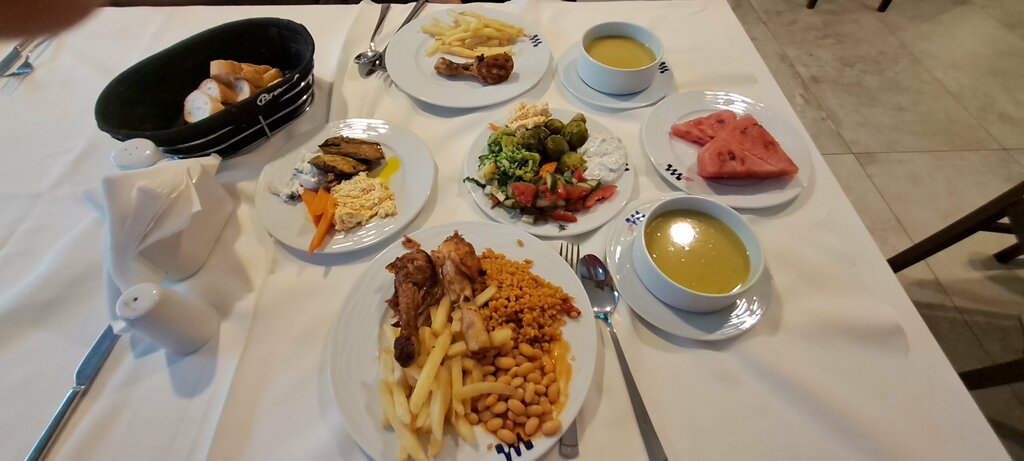Grand Milano Restaurant