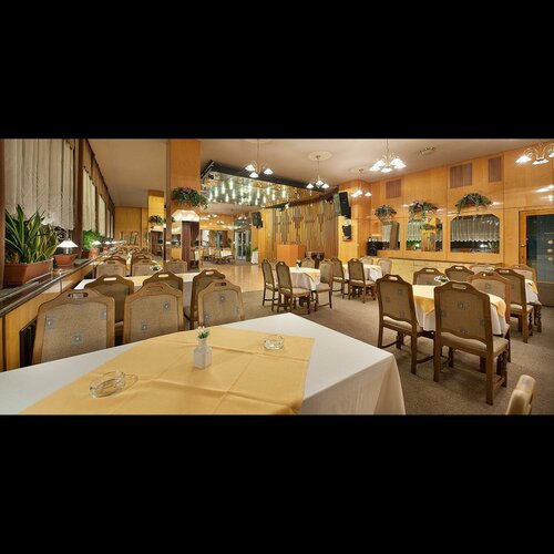 Hotel Kladno, Rezerwuj Hotel Hotele w Kladno ze śniadaniem, Śniadanie
