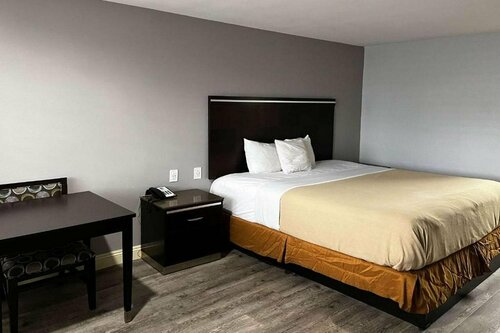 Motel6 Artesia, Ca, Забронировать Мотель Отели Артижа с бассейном, Бассейн