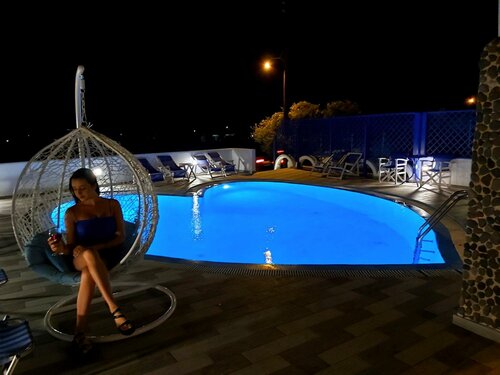 Honeymoon Beach Studios, Забронировать Отель Отели Перисса с завтраком, Завтраки