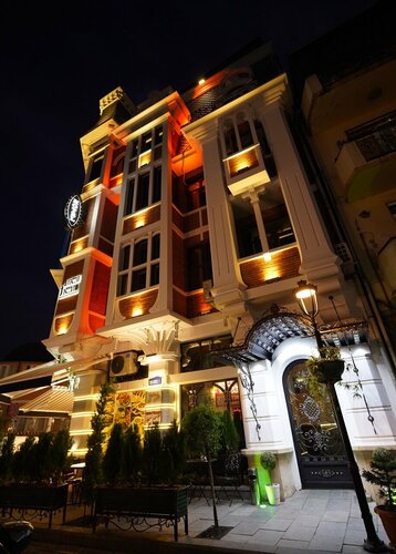 Hotel Old Town, Забронировать Отель Батуми Аджария