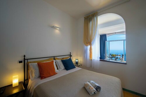 Amalfi Residence, Забронировать Отель Отели Конка-деи-Марини с парковкой, Парковка