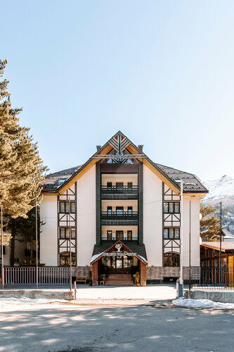 Vremena Goda Cheget, Rezervovat Hotel Terskol 