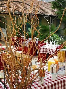 Au Saint Roch - Hôtel et Jardin, Rezervasyon Otel Rhône-Alps kahvaltılı oteller, Kahvaltı