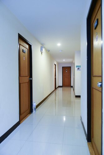 Patong V Hotel, Забронировать Отель Отели Патонг-Бич с бассейном, рядом с Торговый центр Banana Walk, Бассейн
