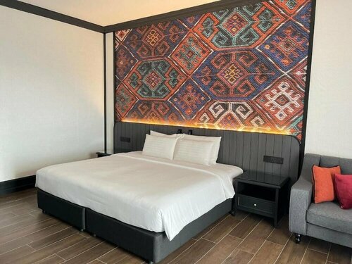 Bangi Resort Hotel, Забронировать Курортный отель Отели Бангов с бассейном, Бассейн