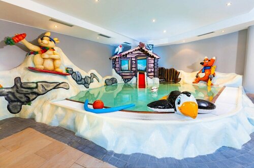 Seiblishof Superior Hotel Ischgl, Забронировать Отель Отели Ишгль с бассейном, рядом с Горнолыжный курорт Ишгль-Самнаун, Бассейн