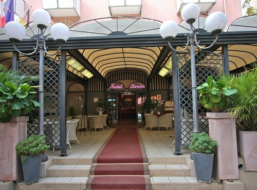 Hotel Vienna Ostenda e Ristorante il Danubio, Забронировать Отель Римини - центр города Римини