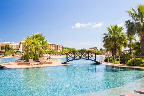 Monte Santo Resort, Забронировать Курортный отель Карвоэйру Барловенто
