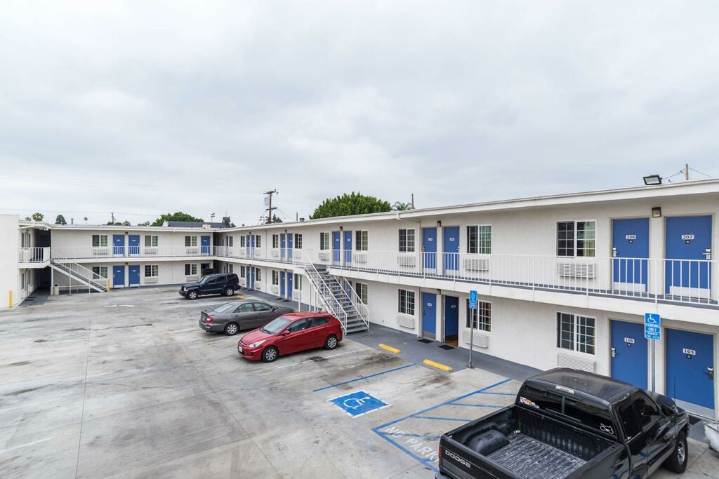Motel 6 Long Beach